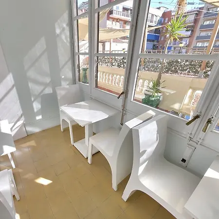 Hostel Des Artistes