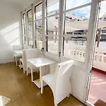 艺术酒店 *